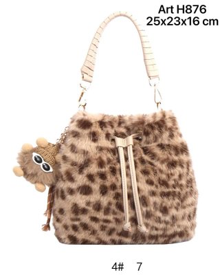 Borsa pelo leopardata con charm