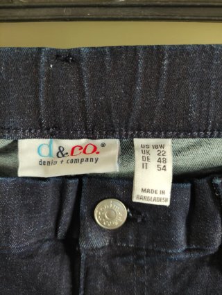 Jeans elasticizzati sfrangiati blu