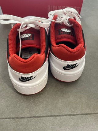 Nike Bianche e Rosse basket force