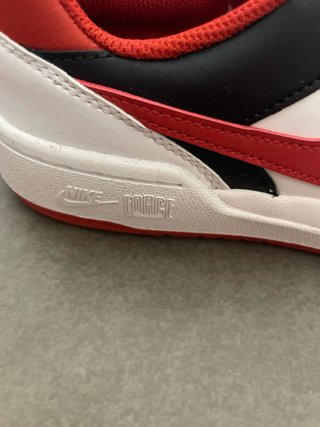 Nike Bianche e Rosse basket force