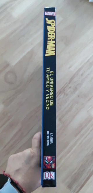 Comic de tapa dura de Spiderman. 216 páginas