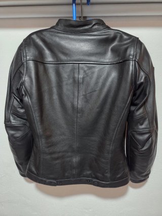 Cazadora de cuero Rev'it! Moto
