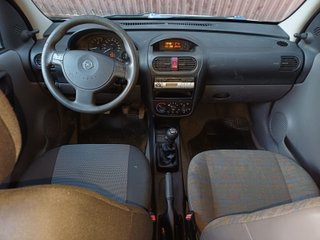 Opel Combo; 160,000 KM; 3,400€
