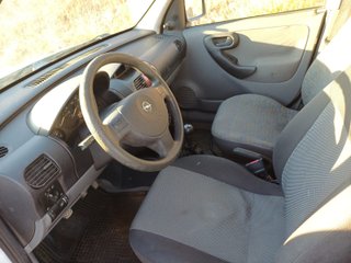 Opel Combo; 160,000 KM; 3,400€