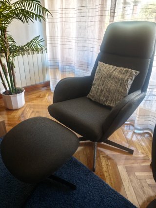 Sillón reclinable TANKEDAL gris oscuro