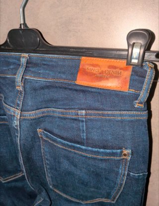 Pantalones pitillo Mango talla S