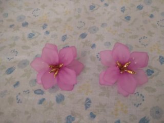 Pendientes flor Parfois Lila. Sin estrenar