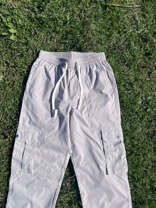 Pantalón Cargo Beige
