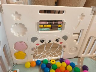 Parque infantil modular para bebés en muy buen est