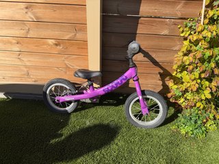 Bicicleta sin pedales Scoot Lila morada