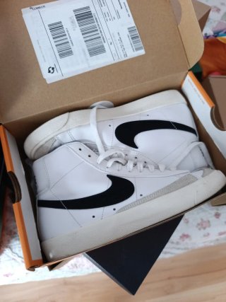 Zapatillas Nike Blazer Mid '77 Blancas