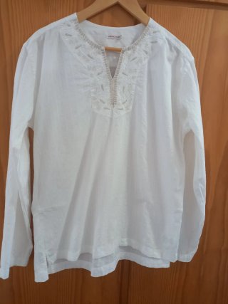 Blusa Ibicenca Springfield cruda bordada