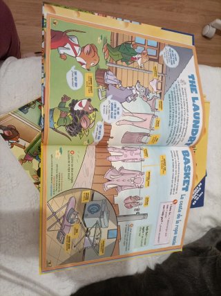 Geronimo Stilton English! 3 3: Mi ropa. El relo...