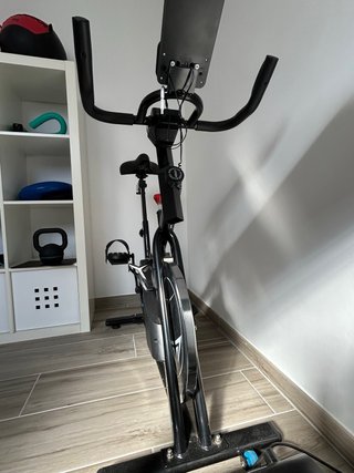 Bicicleta Spinning Ancheer costó 399€.