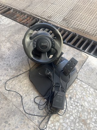 Volante Microsoft con pedales
