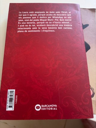 Dedica ' m un poema encara que sigui teu