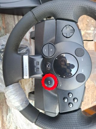 Logitech Volante e Pedali