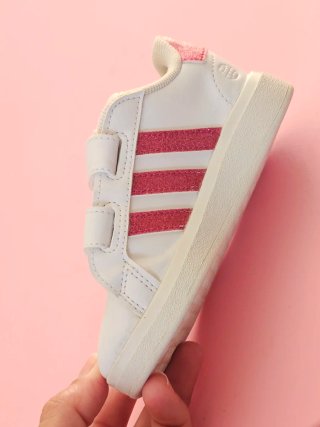 Zapatillas Adidas niña blancas y rosas
