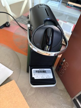 Cafetera Nespresso Pixie Original SIN ESTRENAR