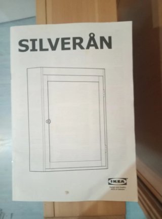 Espejo baño Ikea Silveran madera con estantería