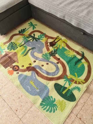 Alfombra infantil IKEA jungla