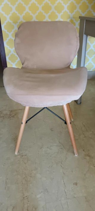Mesa de comedor extensible y sillas