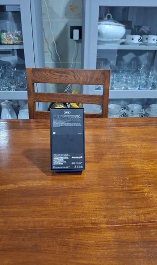 Caja iPhone 11 Pro plata