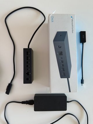 Microsoft Surface Dock 1661