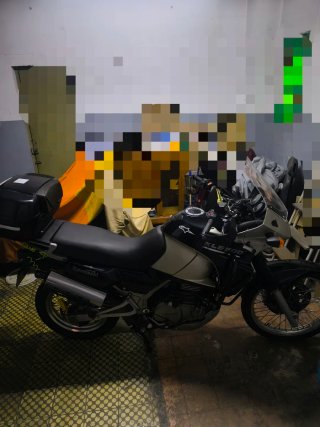 Kawasaki KLE 500 Adventure