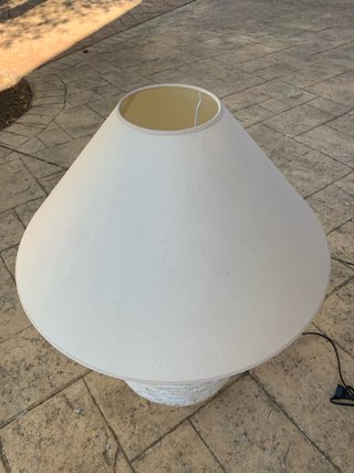 Lámpara de salón blanca texturizada