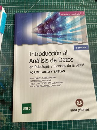 Nuevo: Introducción al análisis de datos uned