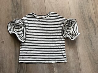 Camiseta rayas manga 3D