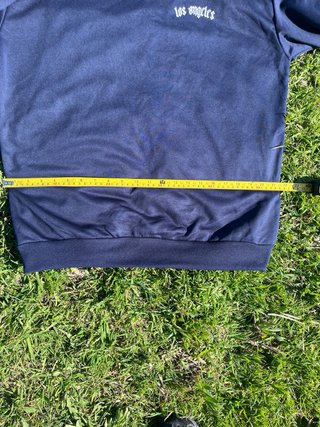 Sudadera azul con logo