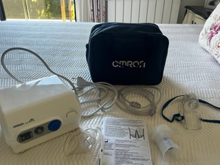 Nebulizador OMRON CompAIR.