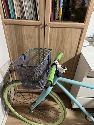 Bicicleta Fixie Azul con Canasta