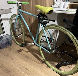Bicicleta Fixie Azul con Canasta