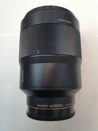 Objetivo sony MOD-sal135f18z
