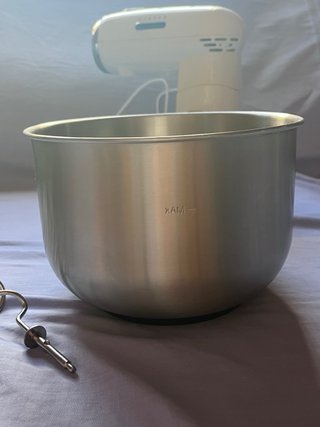 Amasadora Jata Electro con bowl y accesorios