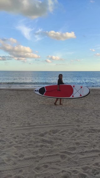 Tabla Paddle Surf Roja y Blanca Como nueva!!!