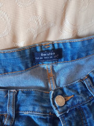 Lote 4 Pantalones Cortos Vaqueros y Chándal