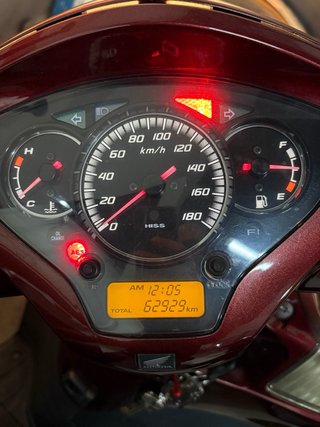 Honda SH 300 Scooter