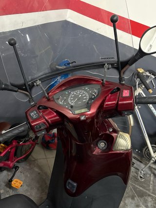 Honda SH 300 Scooter