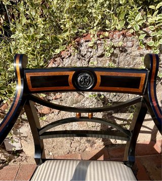 12 Sillas de Comedor de Madera