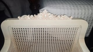 2 Sillones Antiguos Beige y Blanco Recién restaura