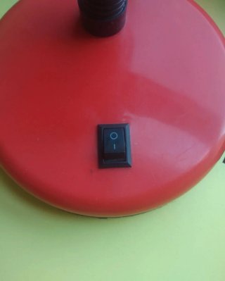 Lámpara de mesa con cable