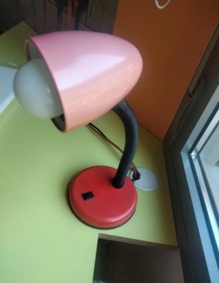Lámpara de mesa con cable