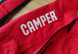 Mochila Bandolera Camper Roja. Nueva