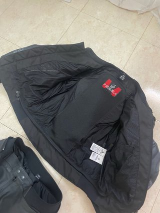 Traje de moto chaqueta y pantalón