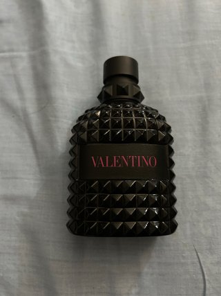 Valentino Perfume Negro