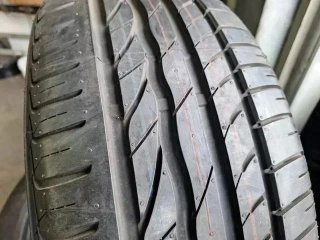 225 55 R17 97W Bridgestone - 1 neumático Km.0